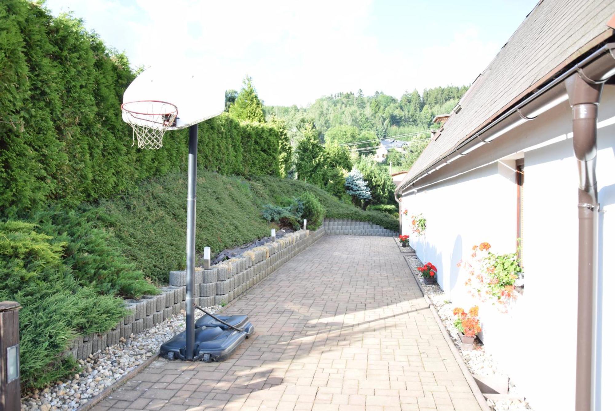 Chalupa V Haraticich Jablonec nad Nisou Exterior photo